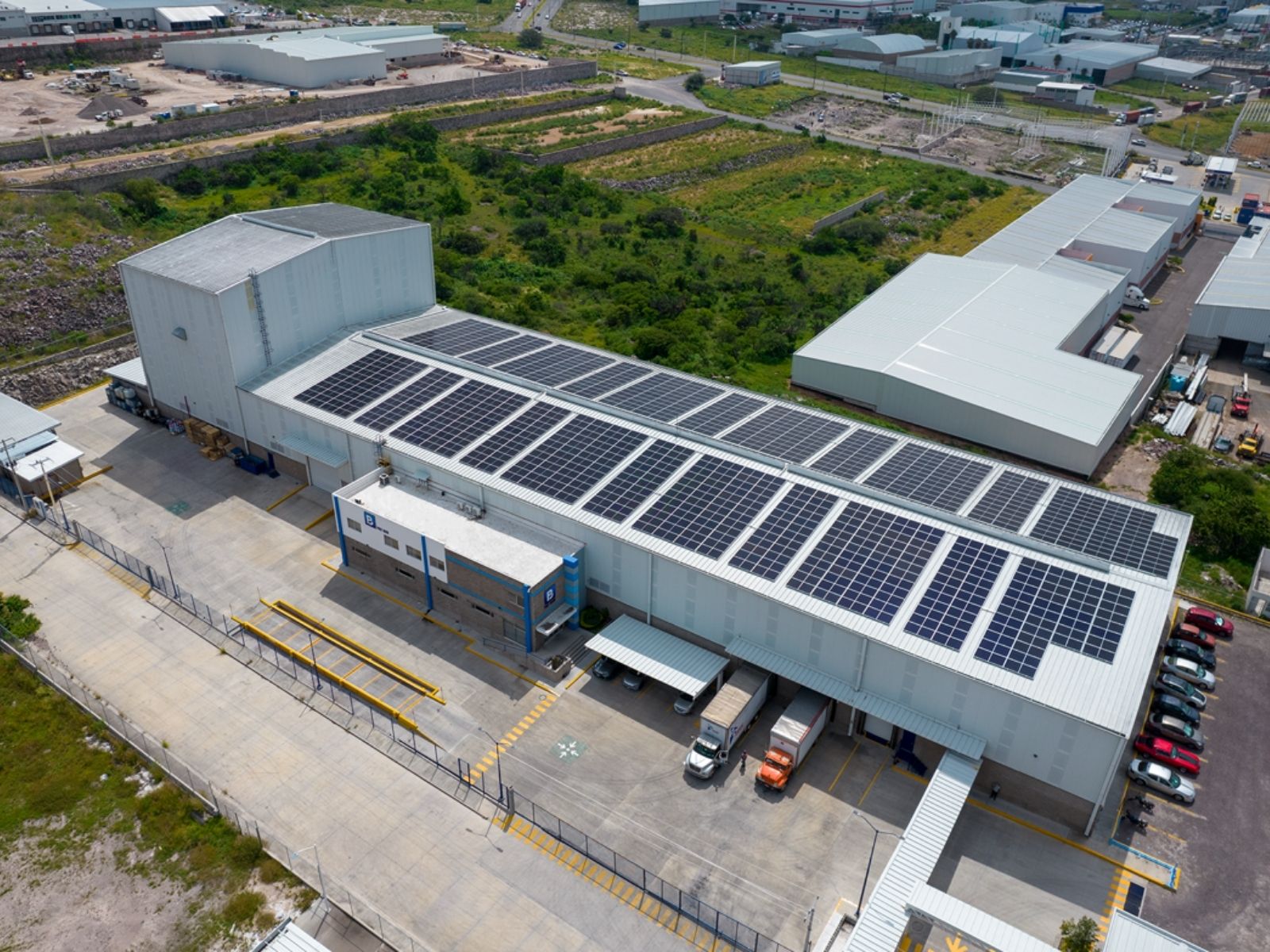 Te presentamos un caso de éxito de tener proyecto solar industrial