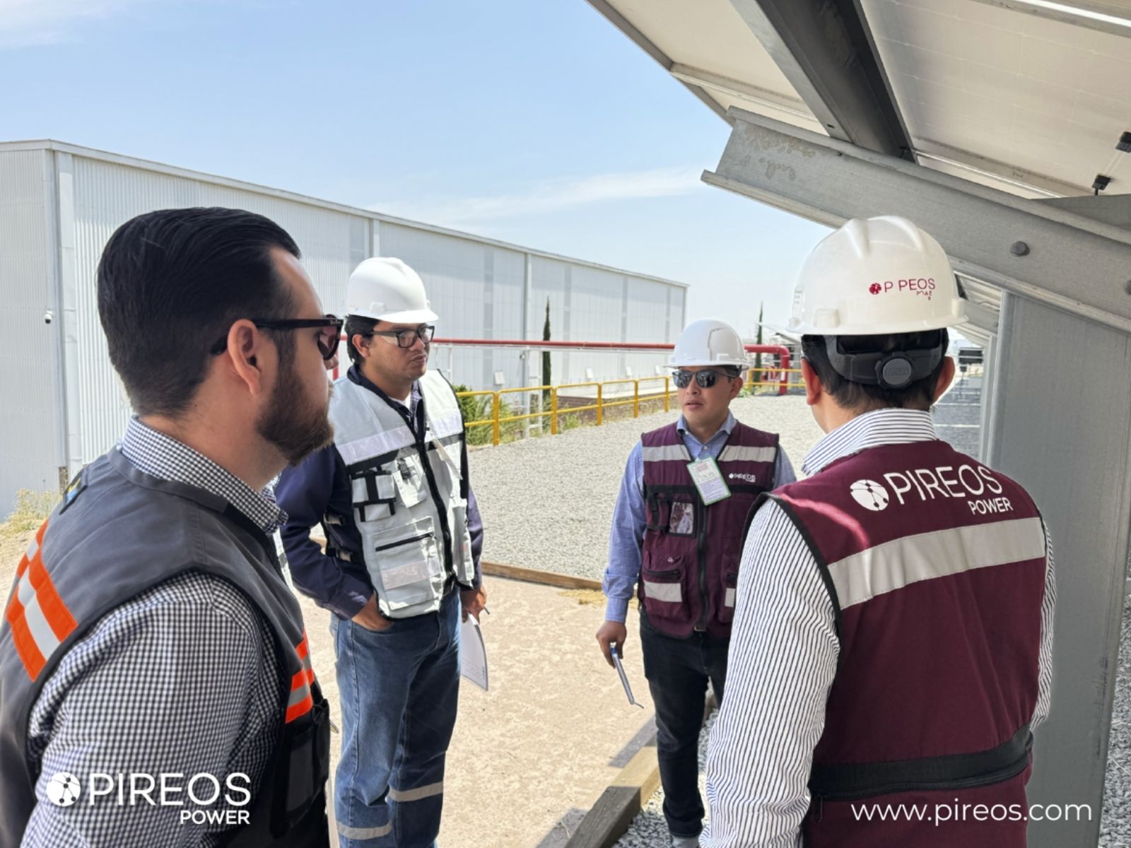 En Pireos te ayudamos a la instalación de paneles solares de marcas y potencias diferentes