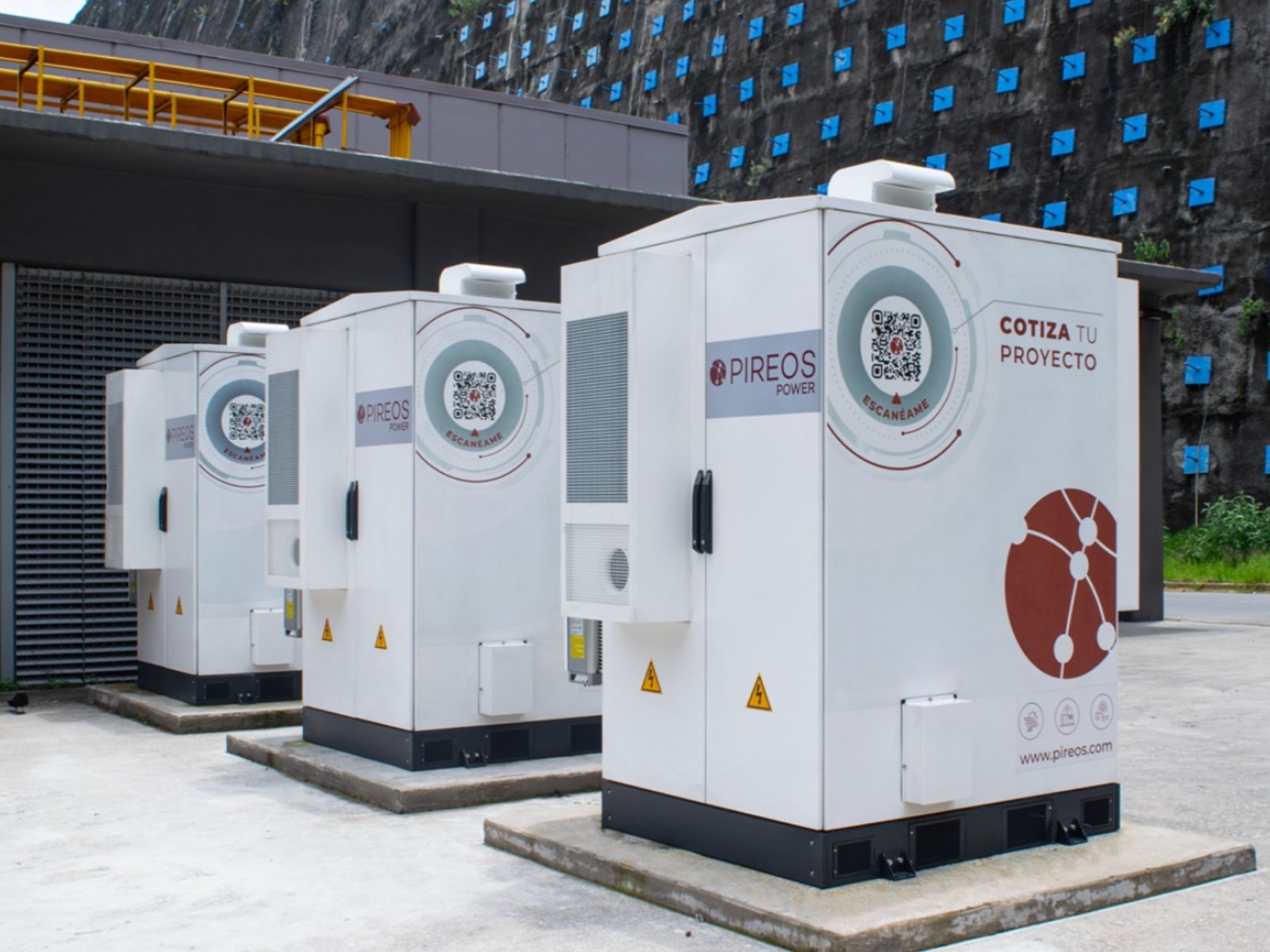 En Pireos te mostramos el proceso para reciclar tus baterias